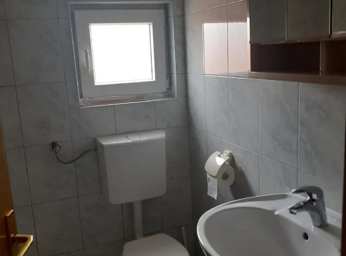 Dujlovic 公寓 普利拉卡